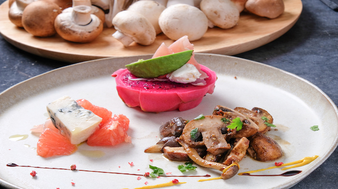 されど青き空を知る - メイン写真: