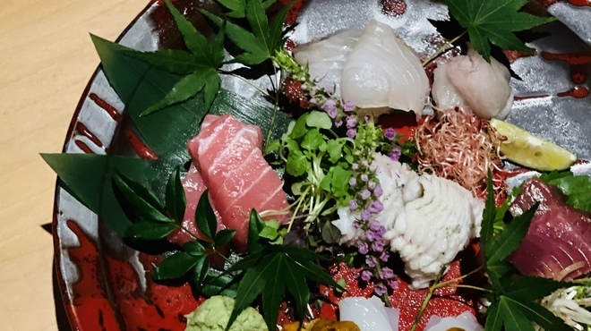 春吉くじら - 料理写真: