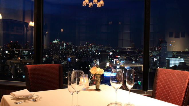 エスカーレ ホテルモントレ グラスミア大阪 - メイン写真: