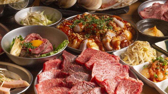 炭火焼肉＆大衆ホルモン 大ちゃん - メイン写真: