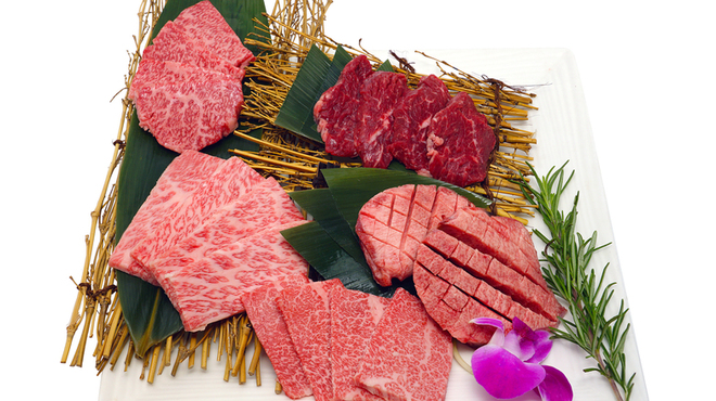 炭火焼肉 尹家 - メイン写真: