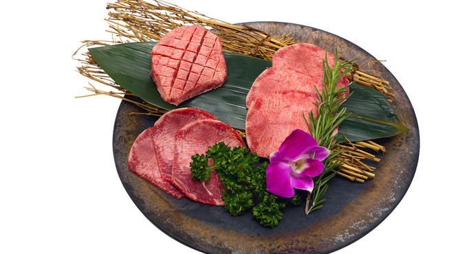 炭火焼肉 尹家 - メイン写真: