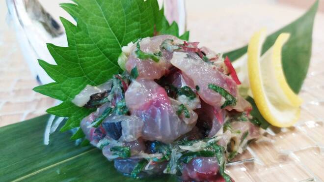 Sushi Taka - 料理写真:真鯵のたたきなめろう：お酒がすすむ一品です！