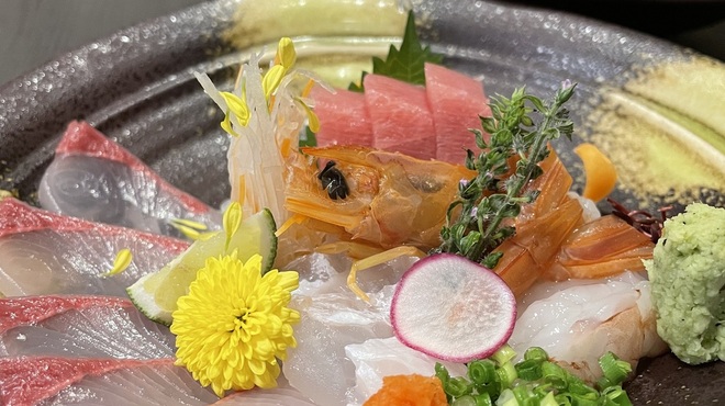 懐石料理 三島屋 - 料理写真:丁寧な下処理はもちろん美しく美味しく仕上げます
