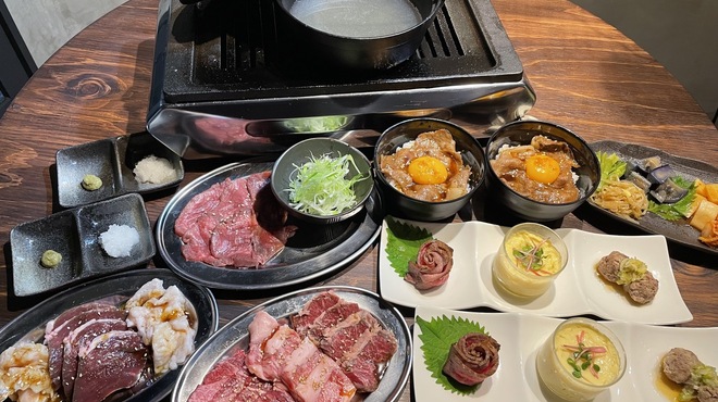 YAKINIKU SAKABA FU-FU- - 料理写真:コース