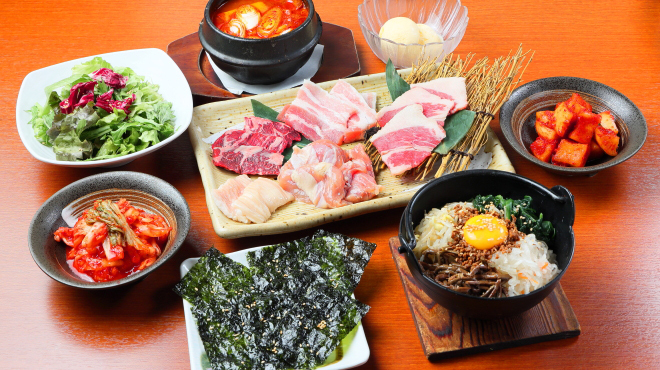 Taishuu Horumon Yakiniku Sakaba Hisshouen - メイン写真: