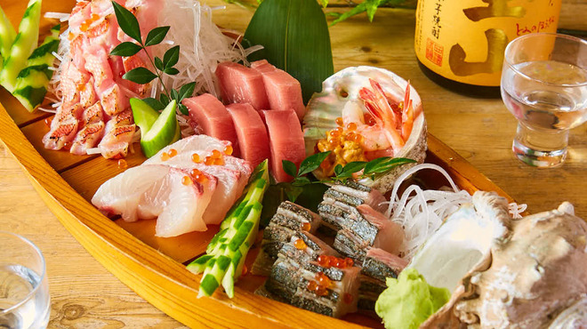浜焼とスシ 海鮮酒場ホイホイ - メイン写真: