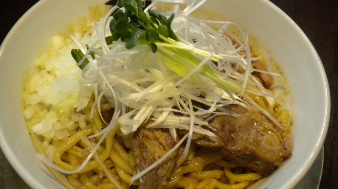 らーめん 潤 - 料理写真:油そば　800円