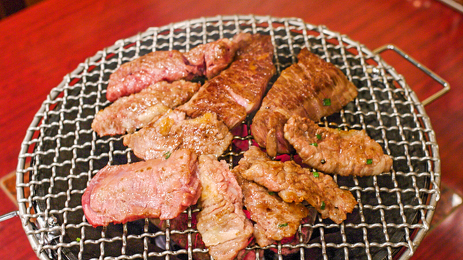 赤坂 炭火焼肉 金星 - メイン写真:
