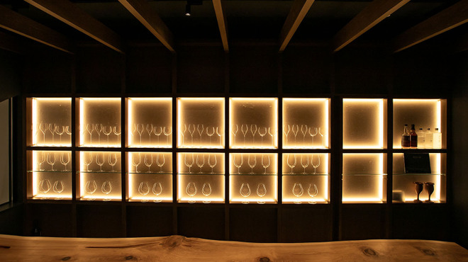 ワインと伊勢のお酒 斎庭 - メイン写真: