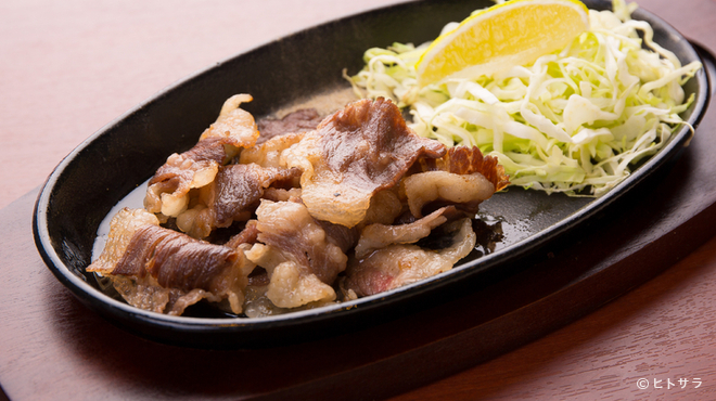 電光石火 - 料理写真:シャキシャキのキャベツの食感や、大葉の風味をお楽しみください