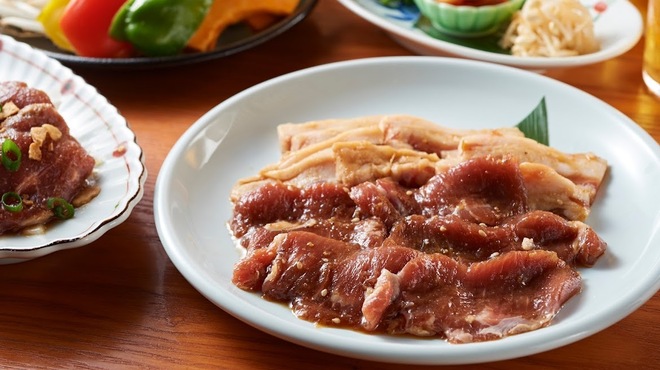 焼肉 肉ます - メイン写真: