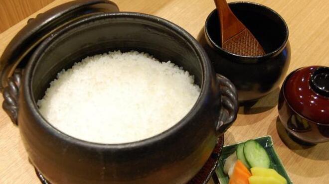 旬野菜 和料理 いし井 - 料理写真:季節の釜飯(土鍋ご飯)