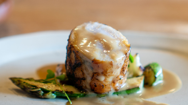 restaurant KAM﻿ - 料理写真:マゴチ、ホタテ