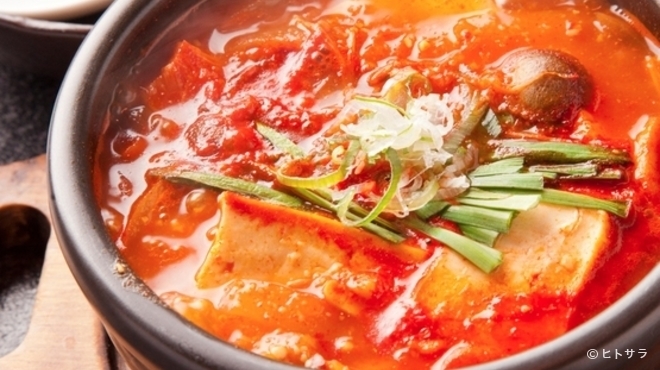 Yakiniku Toraji - 料理写真:豆腐チゲ（豚肉・玉子入り）　2辛