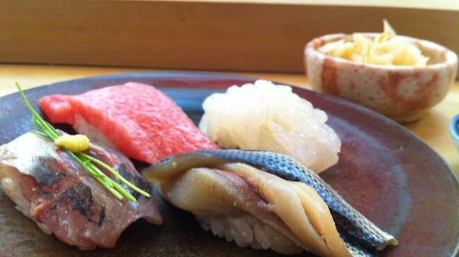 すし菊地 - 料理写真:盛り合わせ