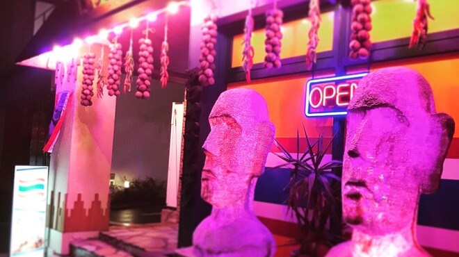 タイ政府公認 タイ料理 アロイチンチン - メイン写真: