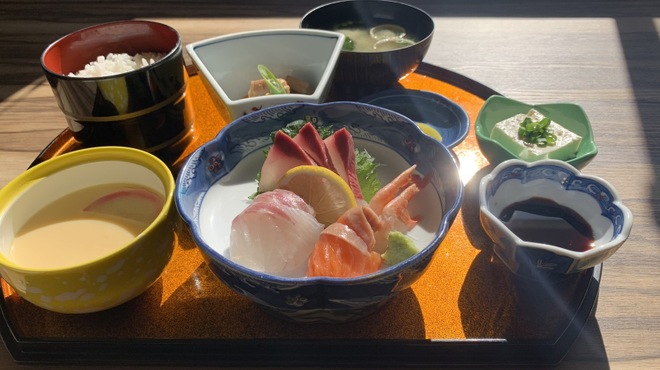 旬風亭 - 料理写真:お刺身定食