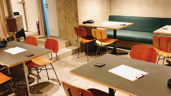 APE BREWING 自家製クラフトビール、酒と肴とおばんざい - メイン写真: