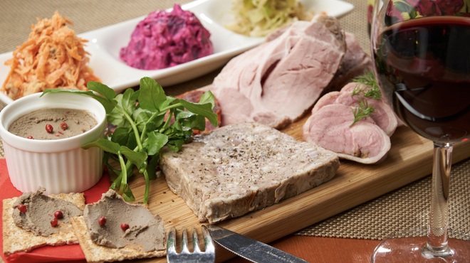 イクラバル ロシアンビストロ - メイン写真: