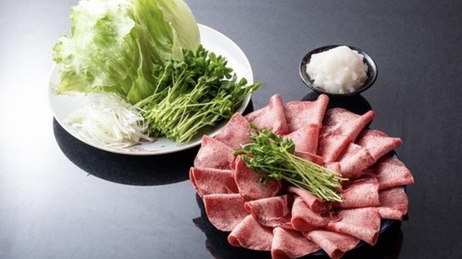 炭火焼肉うしまつ - メイン写真: