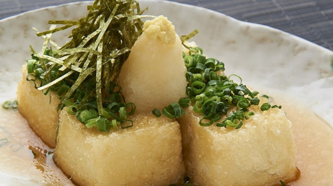 Kinassei - 料理写真:辛子豆腐の揚げ出し　609円