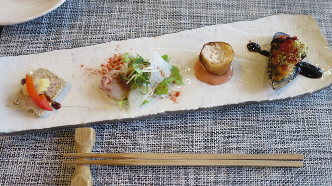 創作料理と京野菜のびすとろ キザノ - 料理写真:前菜：旬の彩り前菜盛り合わせ
