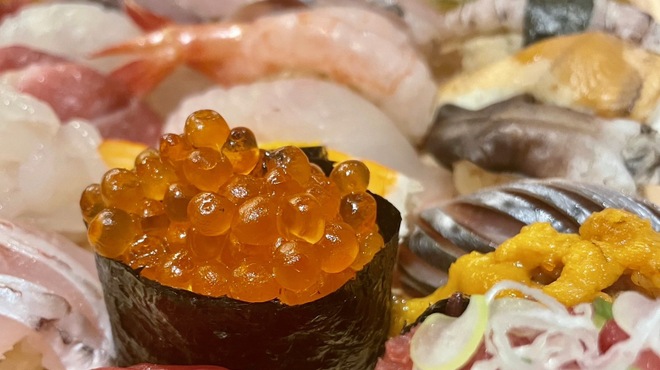 立ちぐい寿し 酒伊 金次郎 - メイン写真: