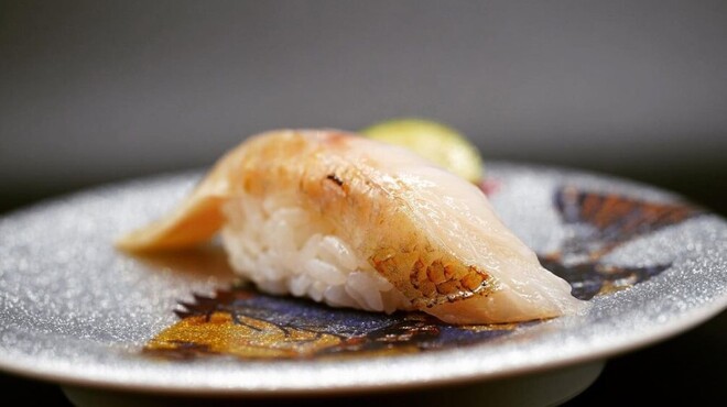 Oosaka Maimon Sushi - メイン写真: