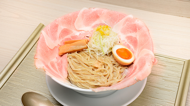醤油らーめん ピース - メイン写真: