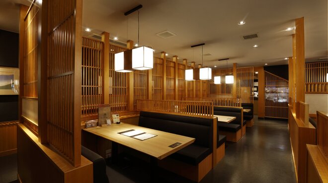 源氏総本店 南越谷店 - メイン写真: