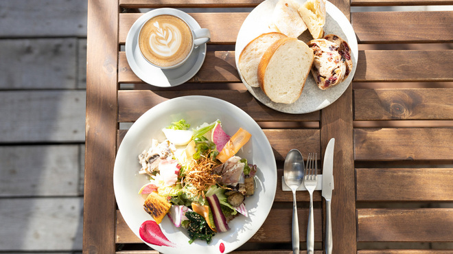 Breeze Bird Cafe & Bakery - メイン写真: