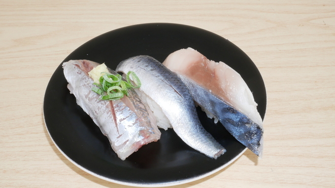 回転寿司やまと - メイン写真: