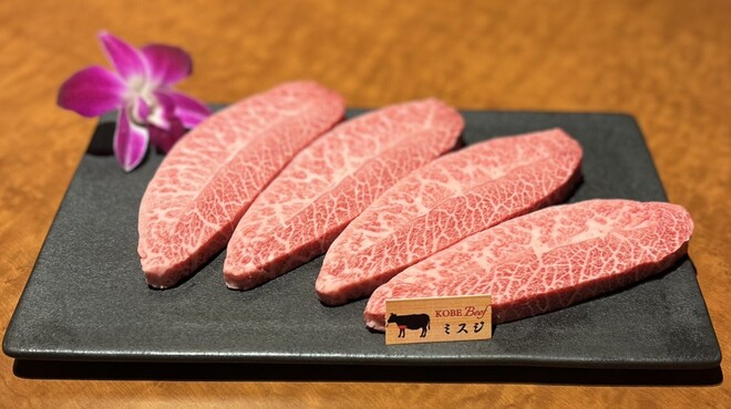 神戸牛焼肉・しゃぶしゃぶ もと牛 - メイン写真:
