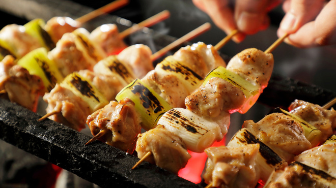 Aburinikuzushi Sumibiyakitori Nabe Tabehoudai Koshitsuizakaya Nikuen - メイン写真: