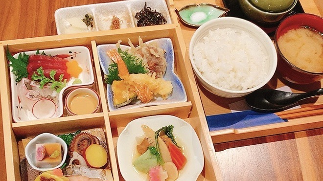 茶彩 絲 - メイン写真: