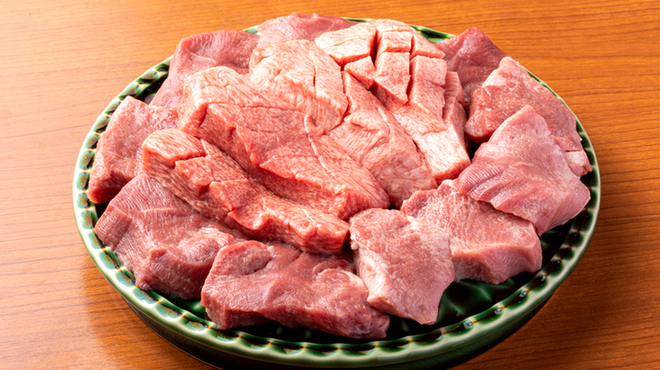 焼肉大衆酒場 真 肉焼屋 - メイン写真: