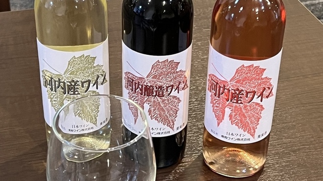 Iru Sore - ドリンク写真:河内産ワイン