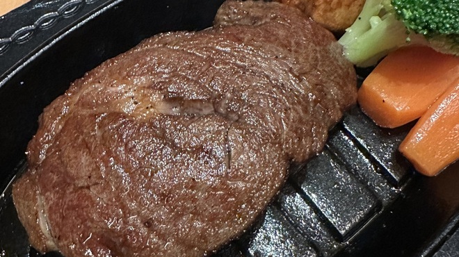 和牛ステーキ桜 - 料理写真:黒毛和牛ヒレ200g