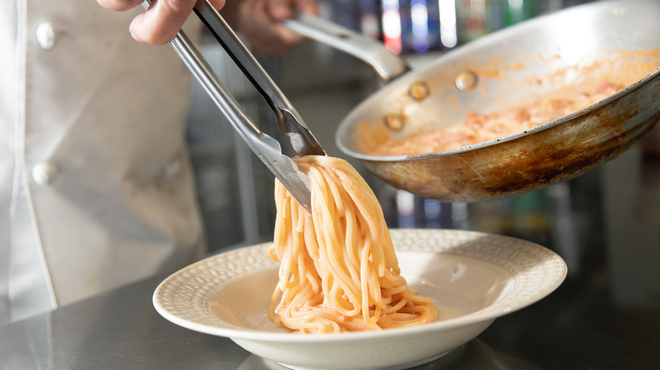 生パスタとサルシッチャのワインバル 大手町厨房 - メイン写真: