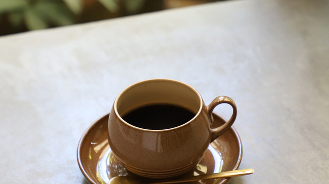 Mumokuteki cafe - ドリンク写真:オリジナルブレンド有機コーヒー
                    (Hotのみ深煎り、浅煎りからお選びできます。)