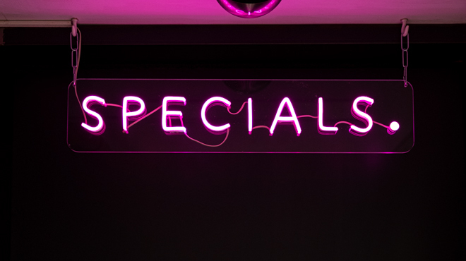 SPECIALS. - メイン写真: