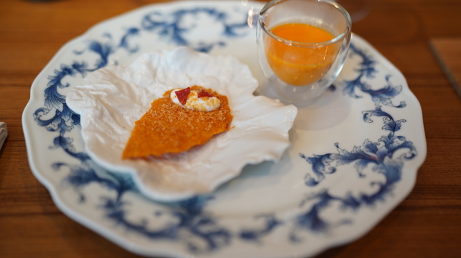 Goh - 料理写真:トマトのサブレ、トマトのポタージュスープ