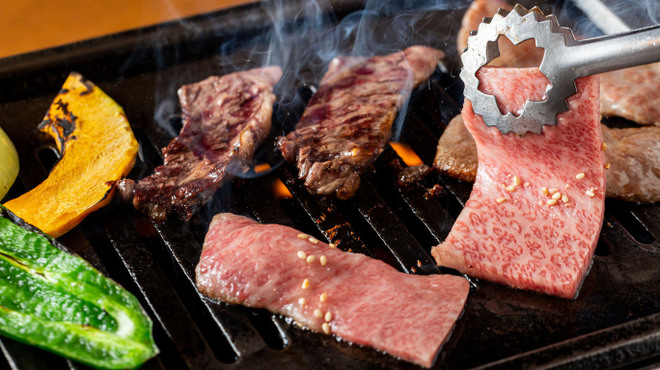 焼肉 優善 - メイン写真: