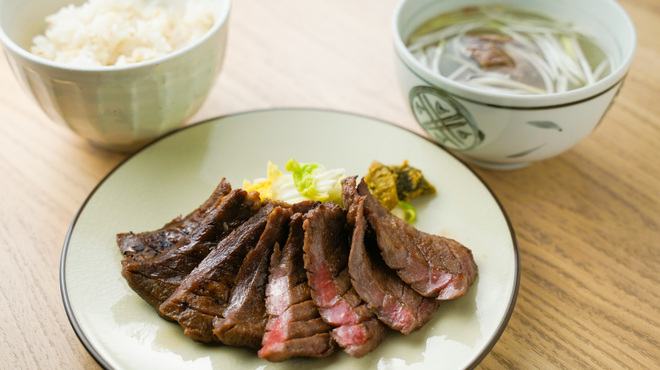 牛たん焼 杜の都太助 - メイン写真: