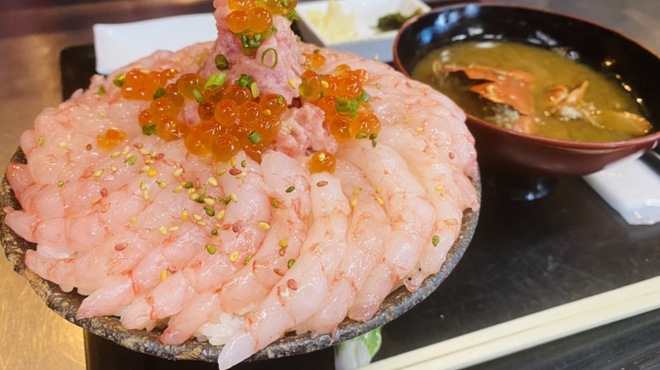 うに専門店 世壱屋 - メイン写真: