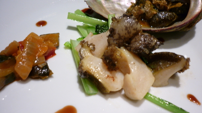 ATOUT - 料理写真:活あわびのソテー
