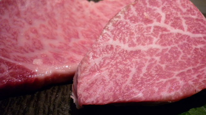 ATOUT - 料理写真:極上黒毛和牛