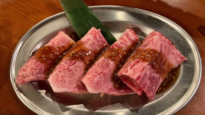 Taishuu Horumon Yakiniku Kemuriki - メイン写真: