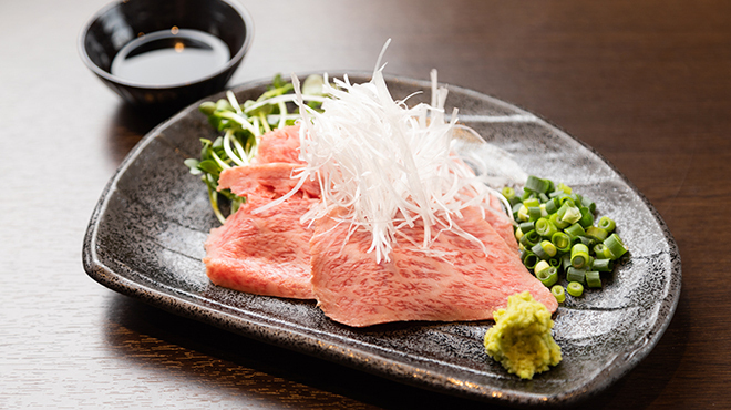 ホルモン 焼肉 一六八 - メイン写真: